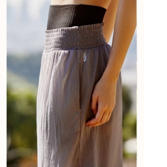 NWT Free People Sashay My Way Solid Jogger Pants - Picture 4 of 12